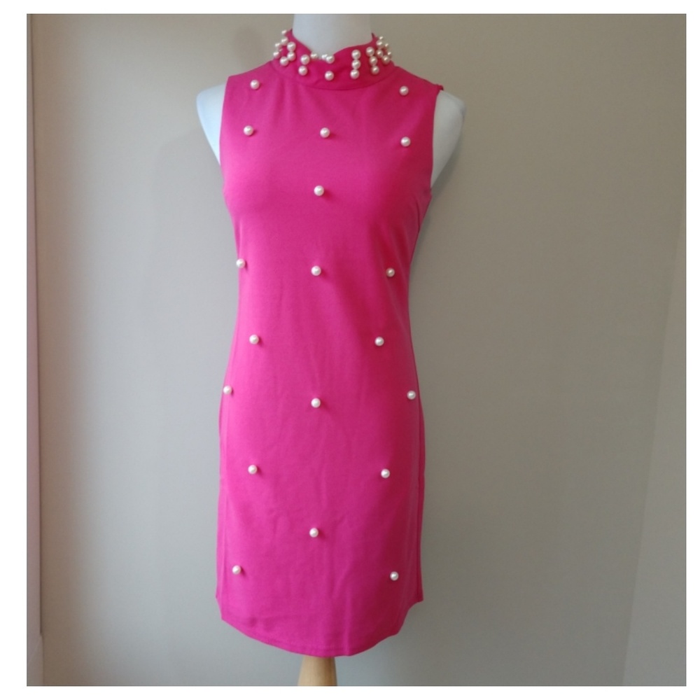 Pink Dress w faux Pearl - Picture 2 of 8